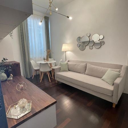 Bilocale Di Prestigio: Milano Centro Διαμέρισμα Εξωτερικό φωτογραφία