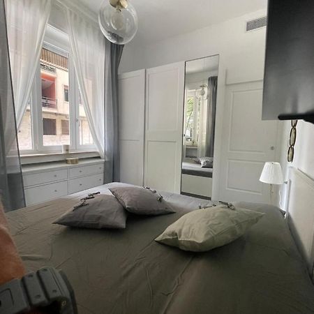 Bilocale Di Prestigio: Milano Centro Διαμέρισμα Εξωτερικό φωτογραφία